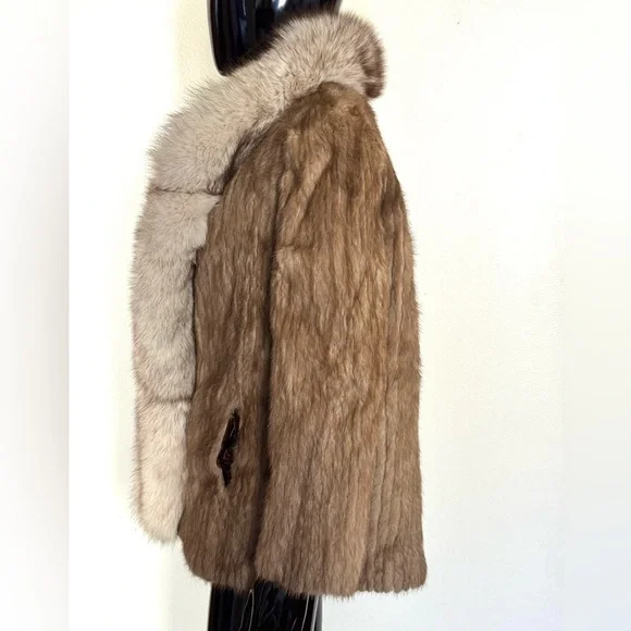 Brown stripped mink fur jacket coat with blue Fox trim - Picture 4 of 16